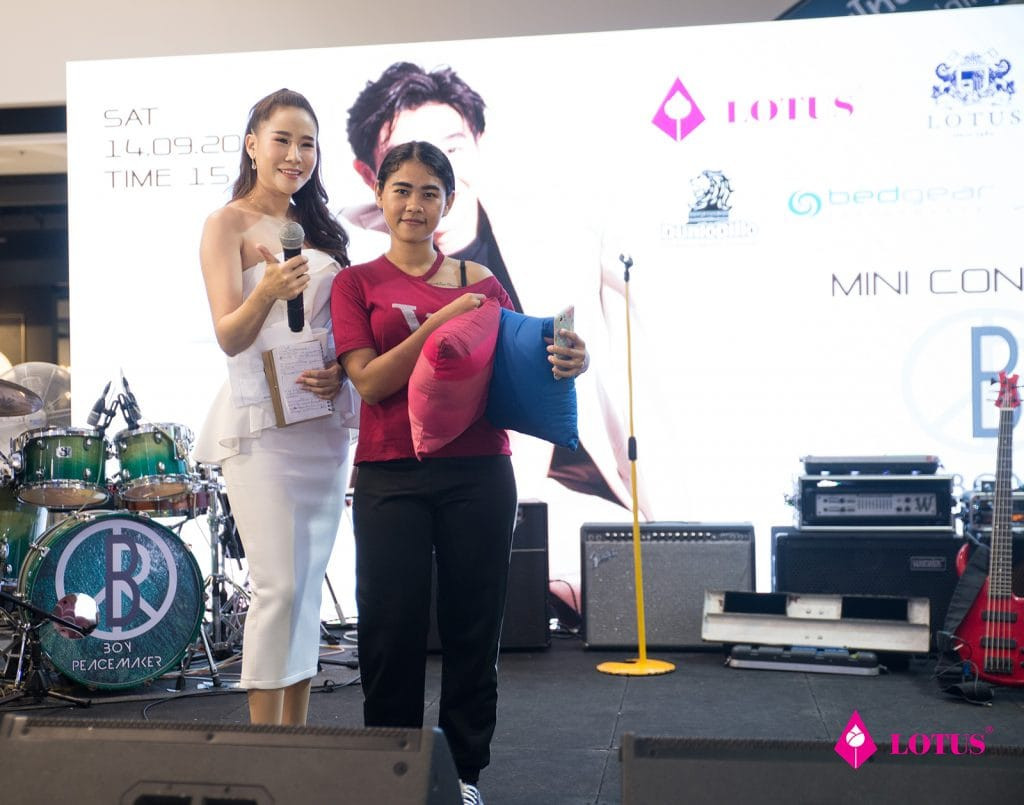 mini-concert-boy-peacemaker-sb-ratchaphruek-04-1024x805